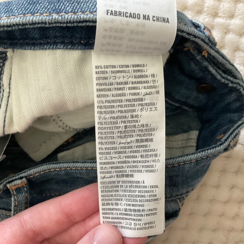 Abercrombie & Fitch Distressed Skinny Jeans - Dark Wash - Size 00/24 - Picture 7 of 12